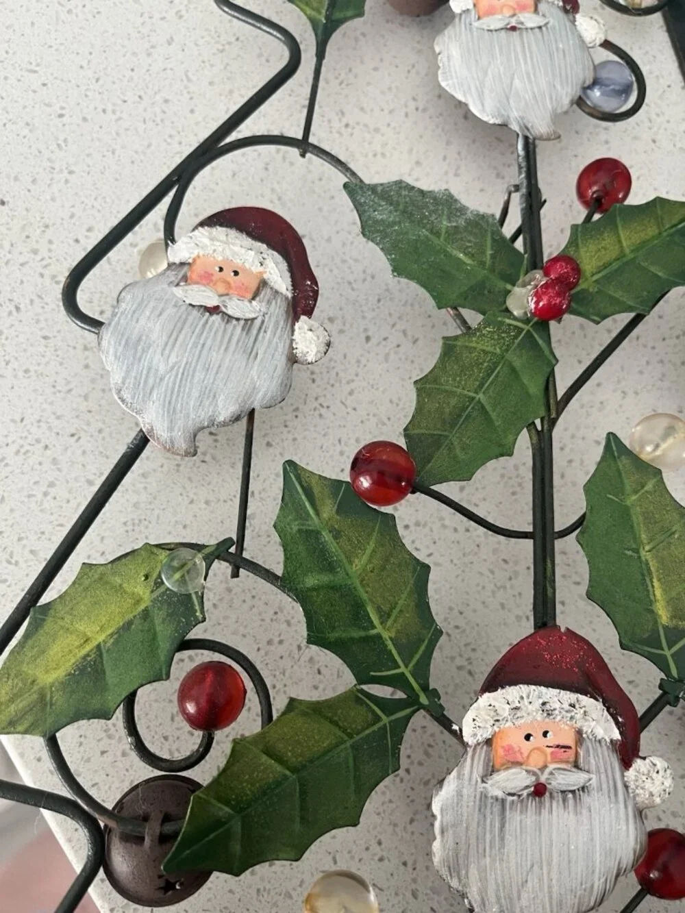 Rustic Tabletop Wire Metal Christmas Tree Farmhouse Santa & Holly Decor 21
